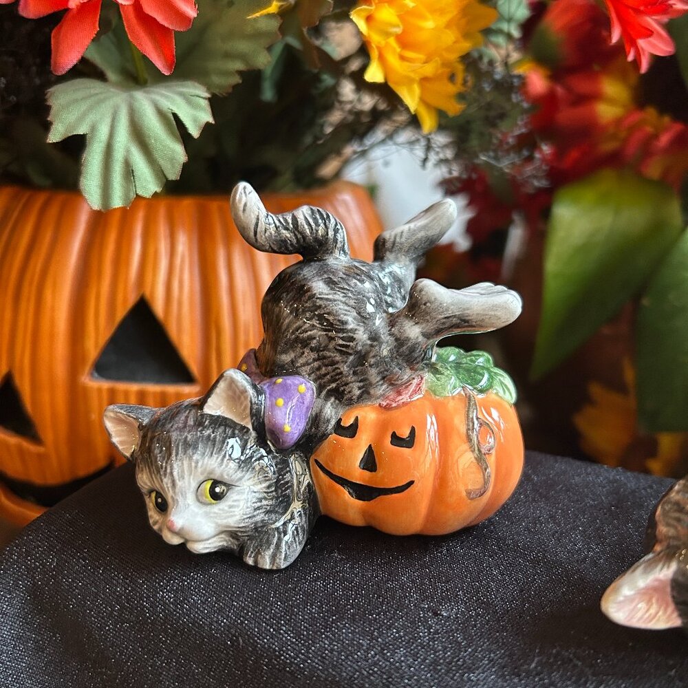 Retired Fitz and Floyd Halloween Kitty “Tumblers” Figurines – 2063/141 - Picture 5 of 14
